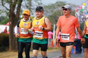 BIB: 41463, 40662, 42052
                            <button type="button" onclick="openModal(9892883)" class="btn btn-primary btn-sm float-right btn-popup" data-toggle="modal" data-target=".modal-high-quality">
                        <i class="fas fa-shopping-cart"></i> Add to Cart
                    </button>
                                            <button type="button" onclick="isThisMe(9892883, true)" class="btn btn-success btn-sm float-right btn-popup btn-isme hidden" data-toggle="tooltip" data-placement="bottom" title="นี่คือรูปของคุณใช่ไหม คลิกที่นี่เพื่อเอาเข้าอัลบั้ม">
                        <i class="fas fa-plus"></i> Add to album
                    </button>
                    <button type="button" onclick="isThisMe(9892883, false)" class="btn btn-warning btn-sm float-right btn-popup btn-isnotme hidden">
                        <i class="fas fa-ban"></i> Remove from album
                    </button>